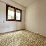 Rent 4 bedroom apartment of 130 m² in Elche
