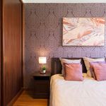 Rent 1 bedroom house of 150 m² in Porto