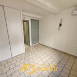 Rent 1 bedroom apartment of 24 m² in Bandol