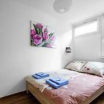 Wynajmij 2 sypialnię apartament z 27 m² w Warszawa