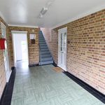 Rent 2 bedroom apartment in Walton-on-the-Naze