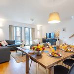 Rent 3 bedroom apartment of 140 m² in Ixelles