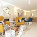 Rent 3 bedroom apartment of 198 m² in Estepona