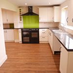Rent 5 bedroom flat in Highbridge