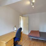 Louez une chambre de 300 m² à Etterbeek
