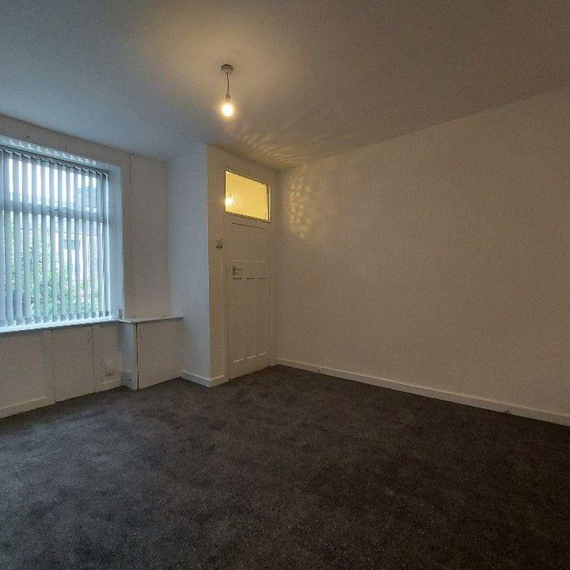 Grange Street, Accrington BB5 2 bed terraced house to rent - £600 pcm (£138 pw) Woodnook