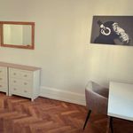 Rent a room of 100 m² in frankfurt