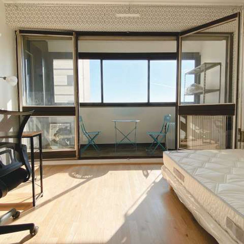Chambre à louer dans un appartement de 3 chambres à Créteil, Paris