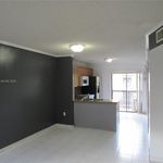 Rent 2 bedroom apartment of 812 m² in Hialeah