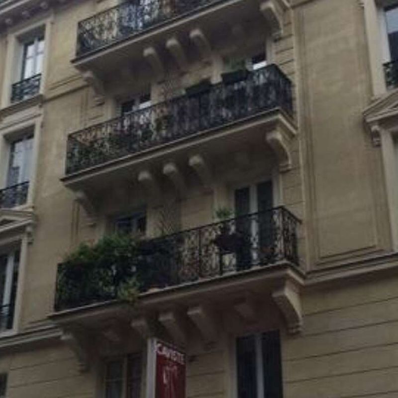 Location appartement 3 pièces 42 m² Paris 9 (75009) Paris 1er
