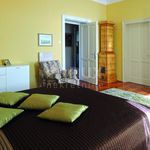 Najam 4 spavaće sobe stan od 140 m² u Ičići