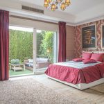 Alquilo 4 dormitorio apartamento de 246 m² en Marbella