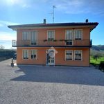 Rent 4 bedroom house of 200 m² in Rovolon