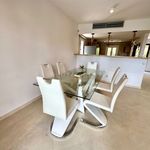 Rent 5 bedroom house of 268 m² in Marbella