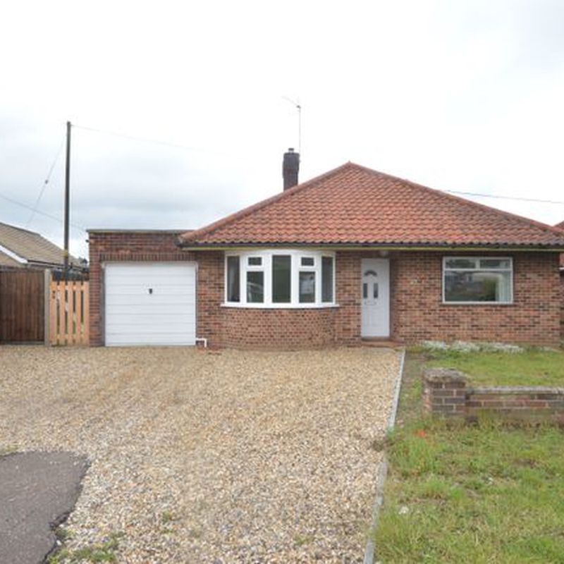 Property to rent in Crostwick Lane, Spixworth, Norwich NR10