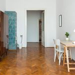 Rent 3 bedroom apartment in Krakow