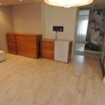Wynajmij 2 sypialnię apartament z 59 m² w Kielce