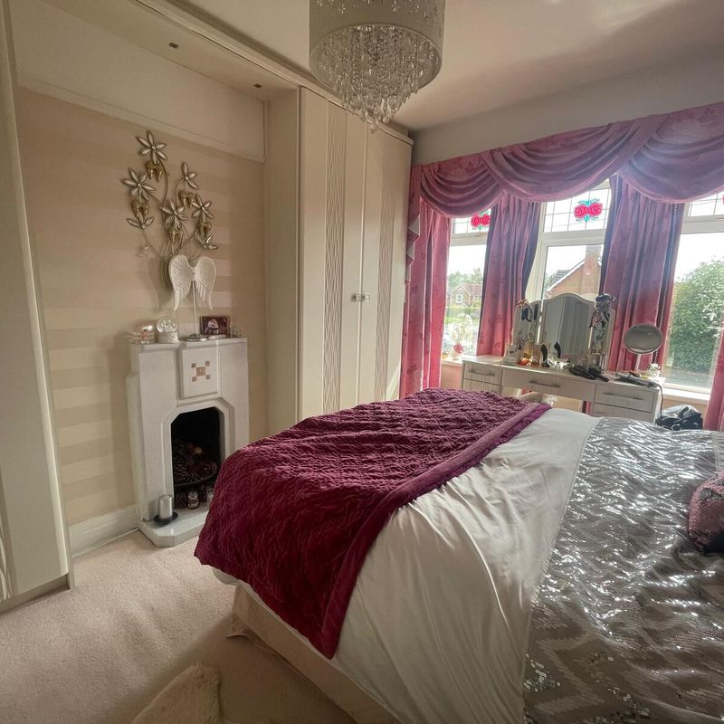 3 bedroom property to let in Liverpool Road, Warrington WA5 3PP - £1,500 pcm Great Sankey