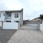 Rent 4 bedroom house in Cape Town