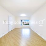 Rent 3 bedroom apartment of 79 m² in Mid-Levels North