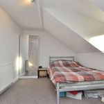 Rent 6 bedroom house in Gloucester