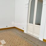 Affitto 4 camera appartamento di 170 m² in Taranto