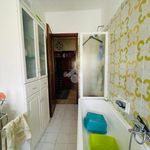 Affitto 3 camera appartamento di 100 m² in Lanzo Torinese