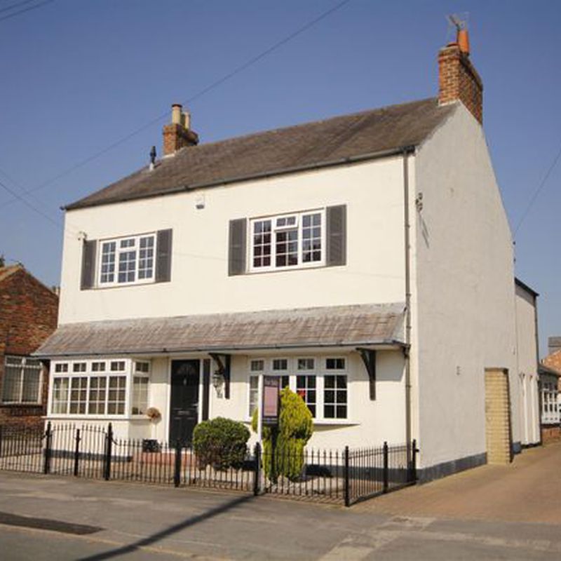 Detached house to rent in Common Road, Dunnington, York YO19