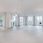 Rent 2 bedroom apartment of 147 m² in London