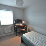 Rent 3 bedroom apartment in Northampton