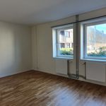 Rent 4 bedroom apartment of 95 m² in Köping