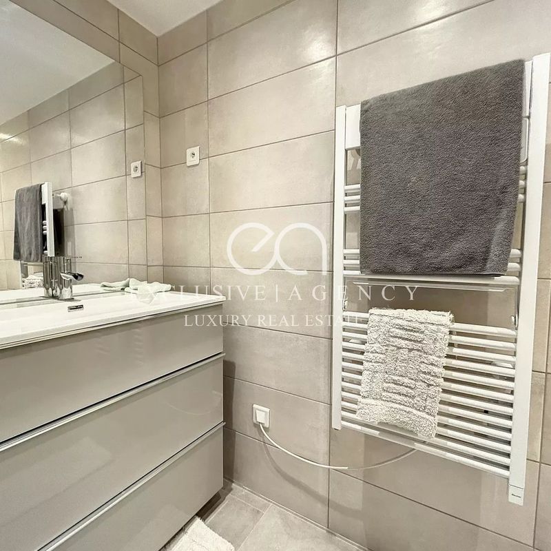 CANNES MONTHLY RENTAL - BEAUTIFUL 3-ROOM APARTMENT 100SQM Cannes La Bocca