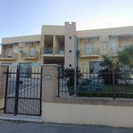 Affitto 1 camera appartamento di 250 m² in Pineto