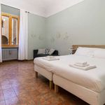 Rent 2 bedroom apartment of 81 m² in Bologna
