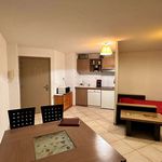 Rent 2 bedroom apartment of 49 m² in Rousset