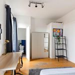 Rent 11 bedroom apartment in Ivry-sur-Seine