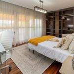 Rent a room of 110 m² in Santander