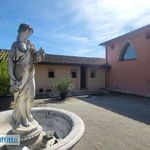 Rent 6 bedroom house of 1200 m² in Trevi
