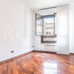 Affitto 4 camera appartamento di 134 m² in Monza
