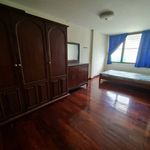 Rent 5 bedroom house of 432 m² in Phatthanakan