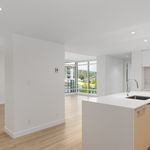 Appartement de 1280 m² avec 2 chambre(s) en location à North Vancouver