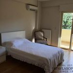 Rent 5 bedroom apartment of 240 m² in Glyfada