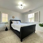 Rent 3 bedroom apartment of 113 m² in Irvine