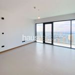 Rent 3 bedroom apartment of 154 m² in Dubai