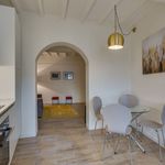Rent 1 bedroom apartment of 75 m² in Florence