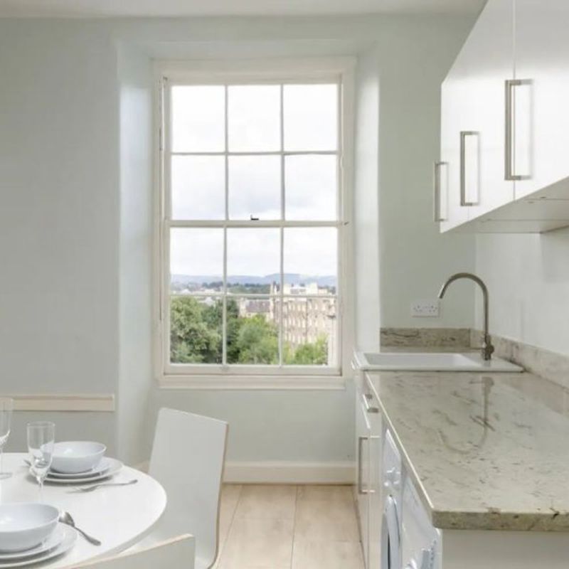 apartment for rent at 8, London Street, New Town, Edinburgh, EH3 6NA Broughton