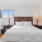 Rent 1 bedroom apartment of 57 m² in Long Beach