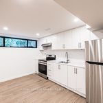 Rent 3 bedroom apartment of 154 m² in Toronto