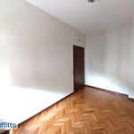 Rent 5 bedroom apartment of 150 m² in Milano