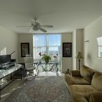 Rent 2 bedroom apartment of 1120 m² in West Palm Beach